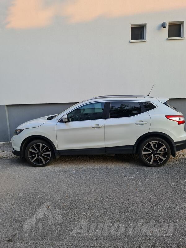 Nissan - Qashqai - 1.5 DCI