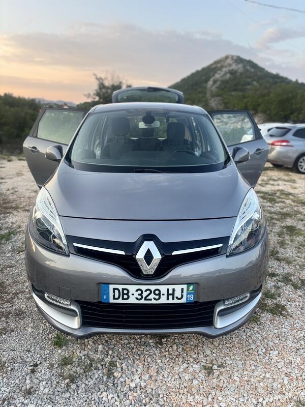 Renault - Scenic - 1.5 dci