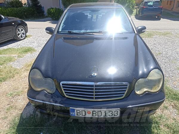 Mercedes Benz - C 270 - Daimler Craisler 2.7 cdi