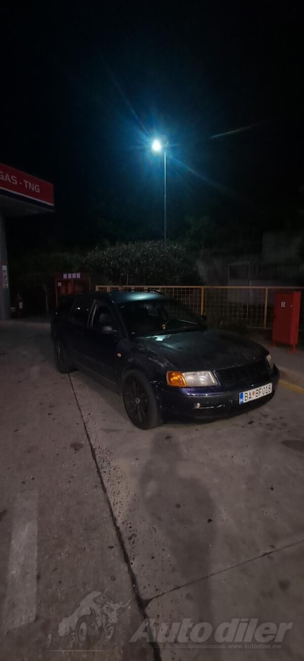 Volkswagen - Passat - 1.9