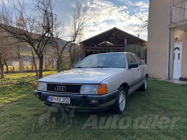 Audi - 100 - 2.3