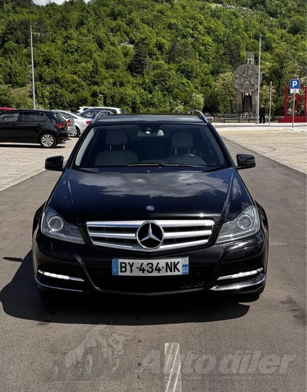 Mercedes Benz - C 220 - 2.2