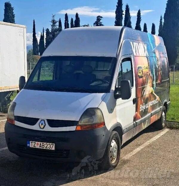 Renault - master