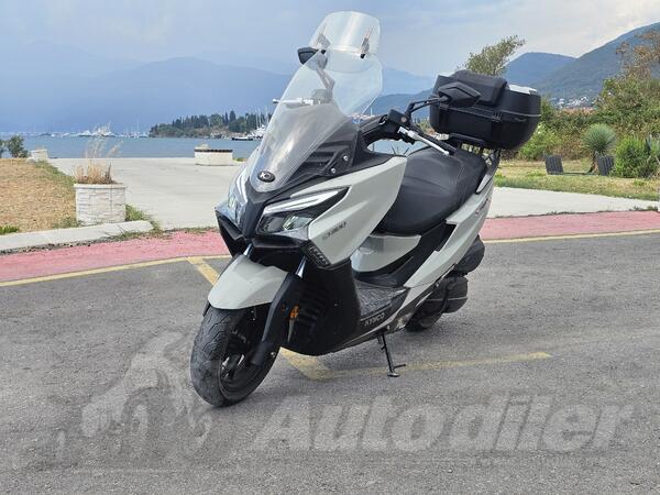 Kymco - X-TOWN CT300