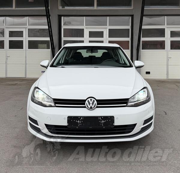 Volkswagen - Golf 7 - 2.0TDI