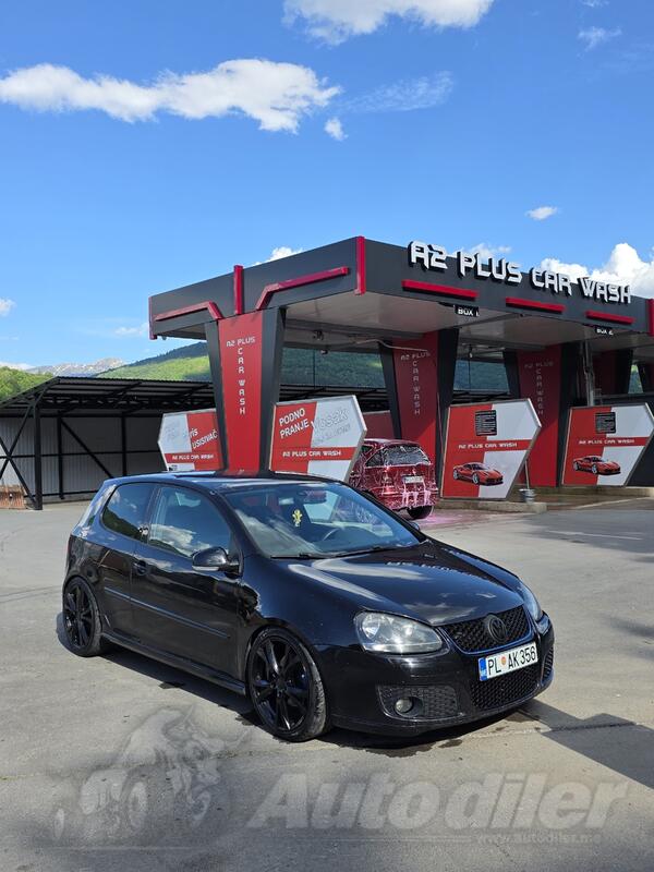 Volkswagen - Golf 5 - 2.0 TDI