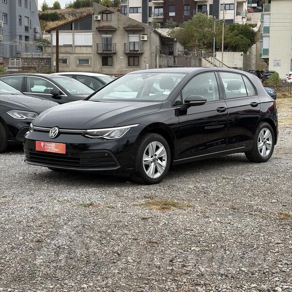 Volkswagen - Golf 8 - 2.0 TDI manuelni