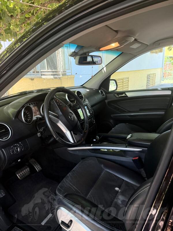 Mercedes Benz - ML 350 - 350