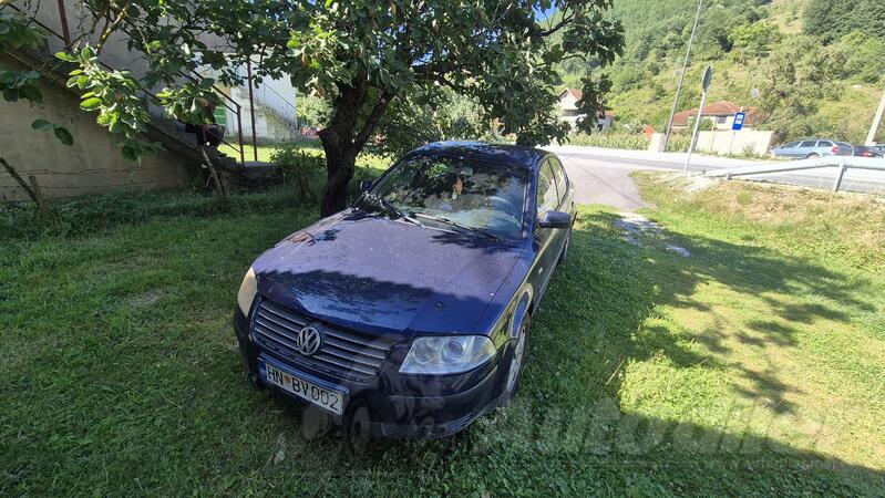 Volkswagen - Passat - b5.5