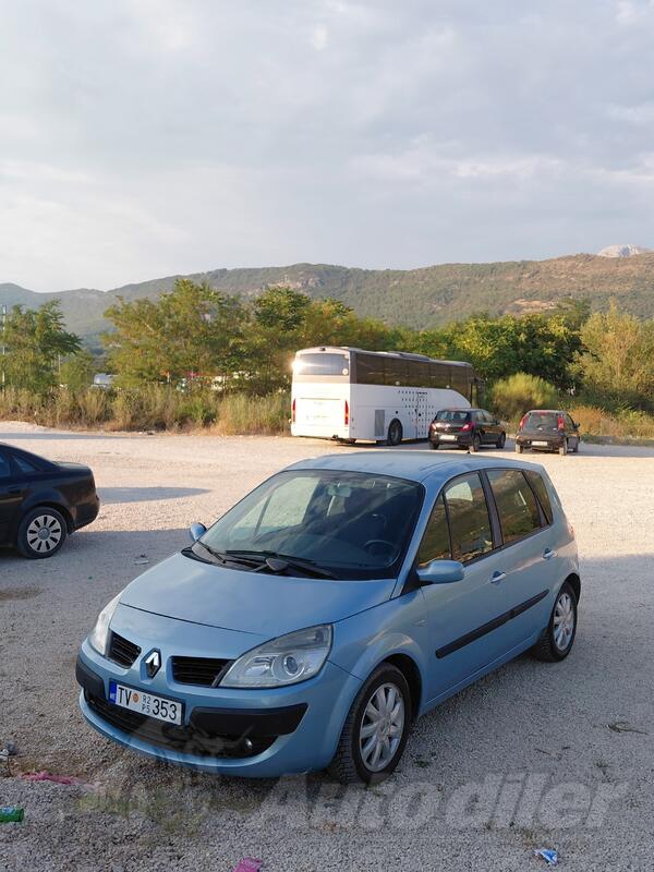 Renault - Scenic