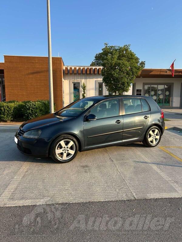 Volkswagen - Golf 5 - 1.9 TDI
