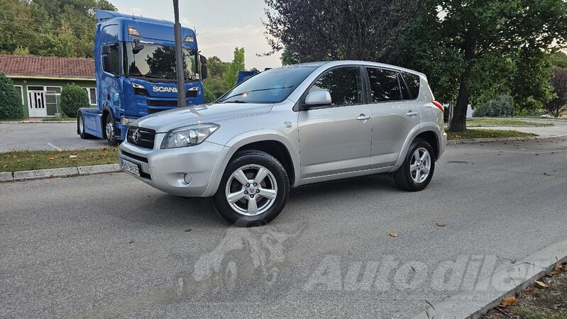 Toyota - RAV 4 - 2.2 D-CAT