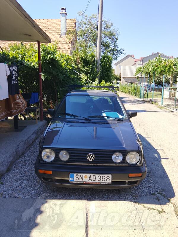 Volkswagen - Golf 2 - 1.6 benzin