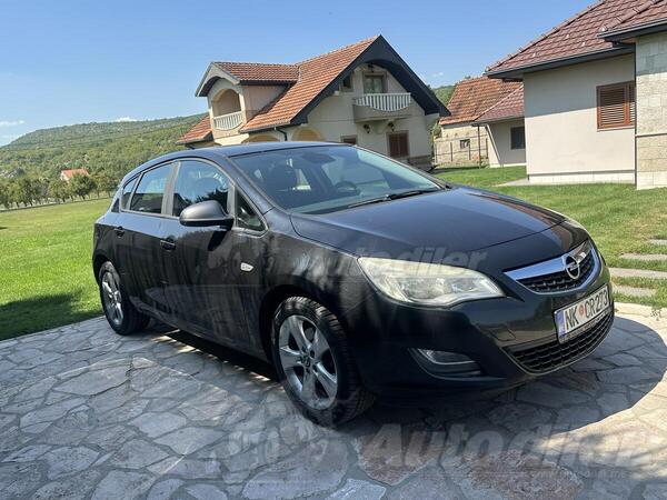 Opel - Astra - 1.7