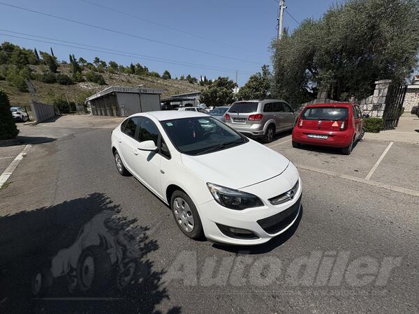Opel - Astra - 1.6 cdti