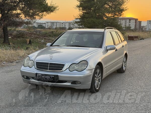 Mercedes Benz - C 220 - mercedes Benz