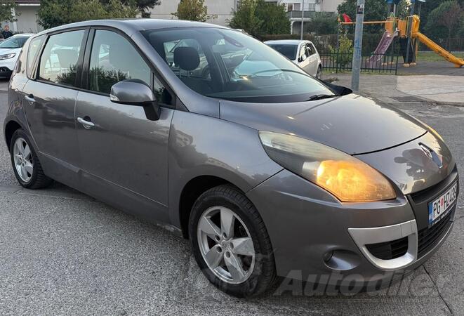 Renault - Scenic - 1,9 DCi