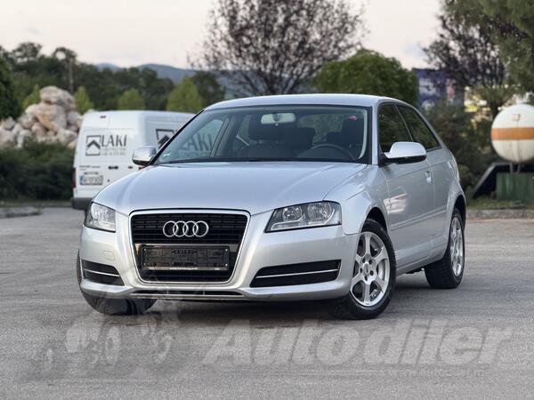 Audi - A3 - 2.0 TDI 6 BRZINA RESTAJLING MODEL NA IME KUPCA NOVI VELIKI SERVIS
