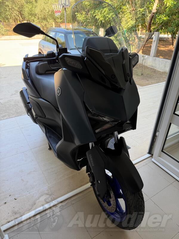 Yamaha - X MAX 300