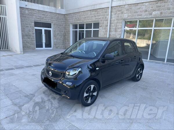 Smart - forFour - 1.0
