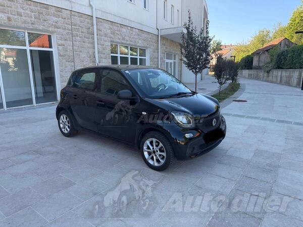 Smart - forFour - 1.0