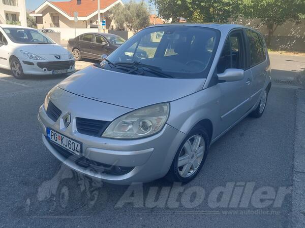 Renault - Megane