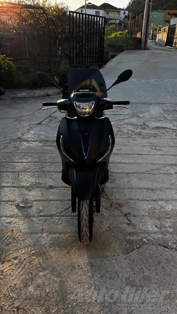 Piaggio - Beverly