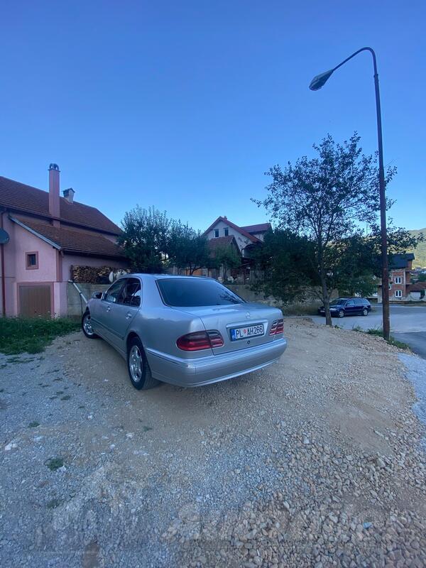 Mercedes Benz - E 200 - CDI