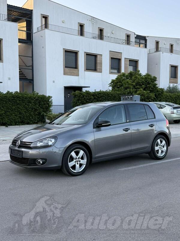 Volkswagen - Golf 6 - 1.6 tdi Style