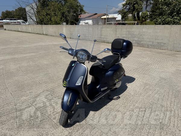 Piaggio - VESPA GTS 300 SUPER TECH