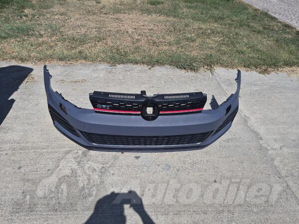 Branik za Golf 7 god. 2014