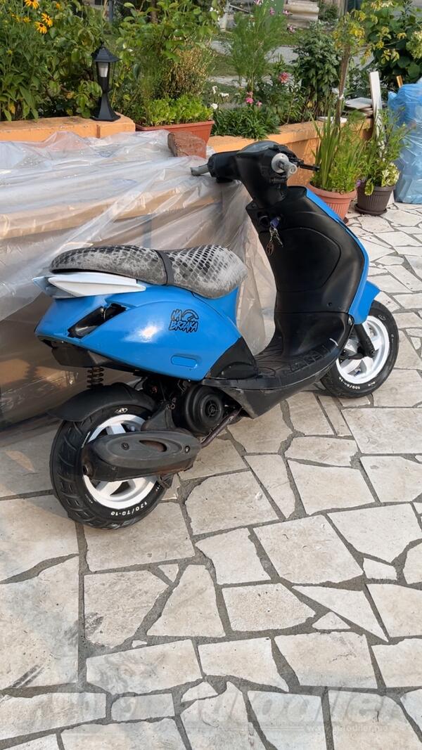 Piaggio - zip