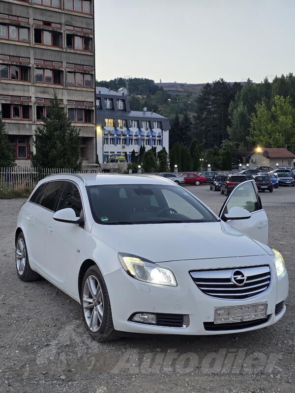Opel - Insignia - 2.0 Biturbo