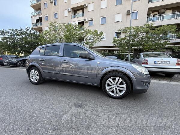 Opel - Astra - 1.7 cdti