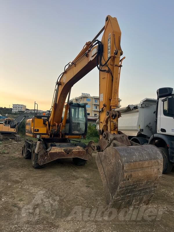 JCB - js175