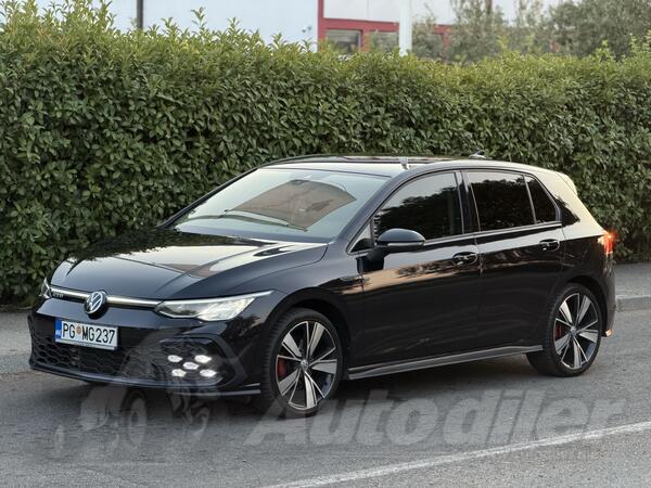 Volkswagen - Golf 8 - 2.0 TDI