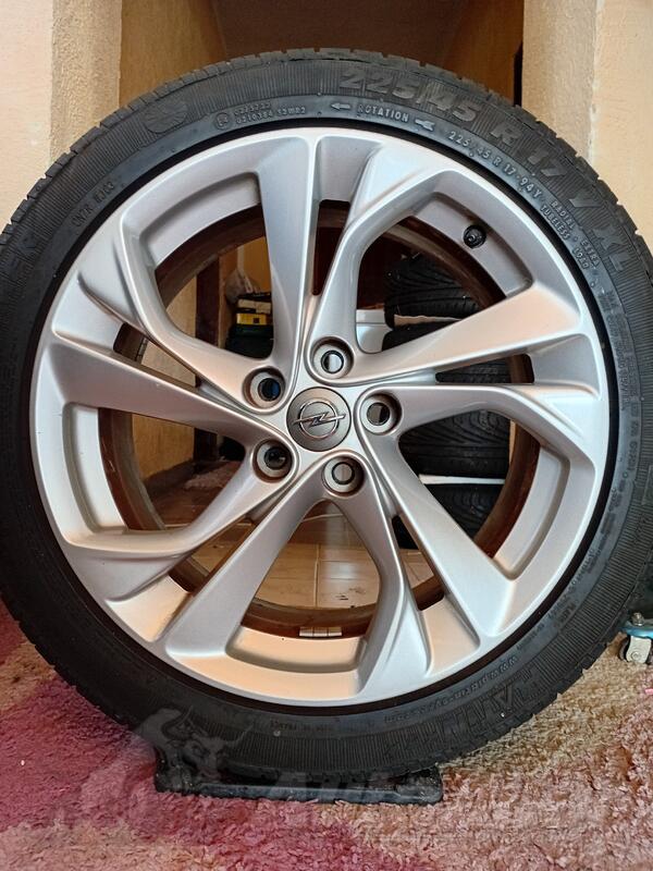Fabričke felne i OPEL17ICE5x105 gume