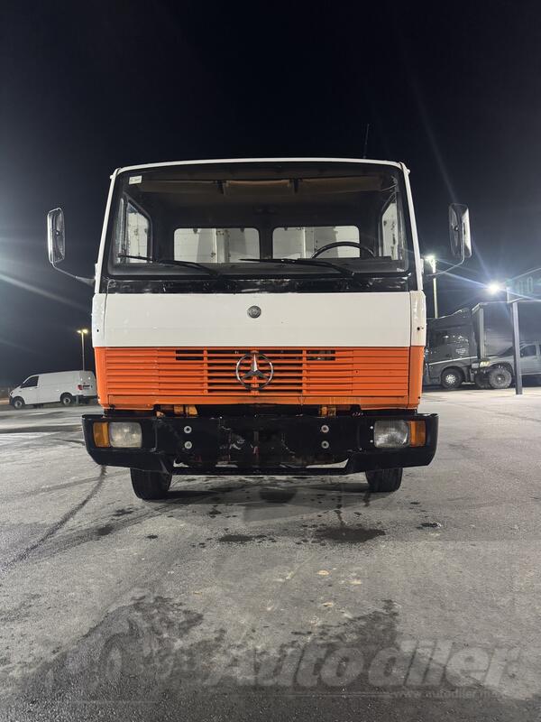 Mercedes Benz - 814