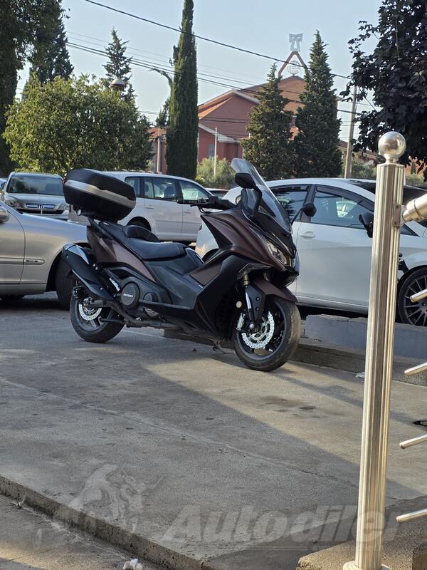 Kymco - ak 550
