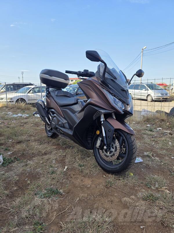 Kymco - ak 550