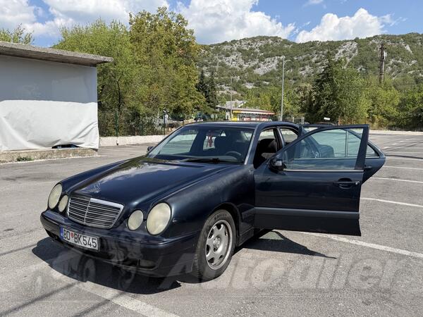 Mercedes Benz - E 200 - 2.2