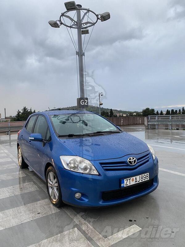 Toyota - Auris - 1.4 diesel