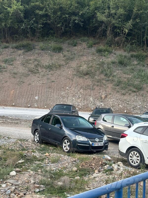 Volkswagen - Jetta - 1.9 77