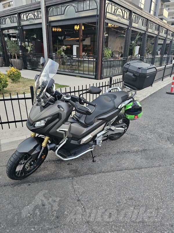 Honda - xadv