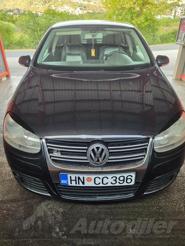 Volkswagen - Golf 5 - 2.0