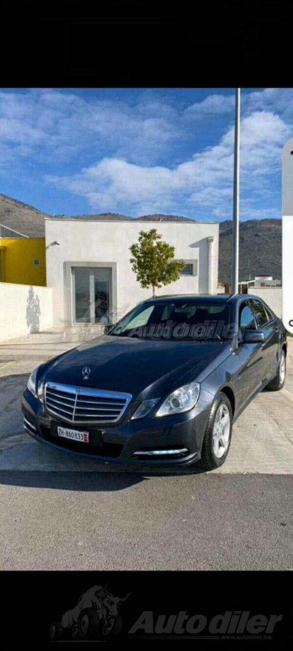Mercedes Benz - E 220 - 22