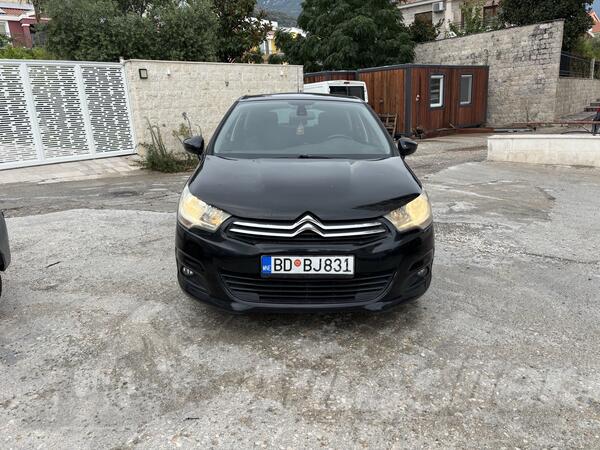 Citroen - C4 - CITROËN C4 AUTOMATIC 1.6 HDi – 2012