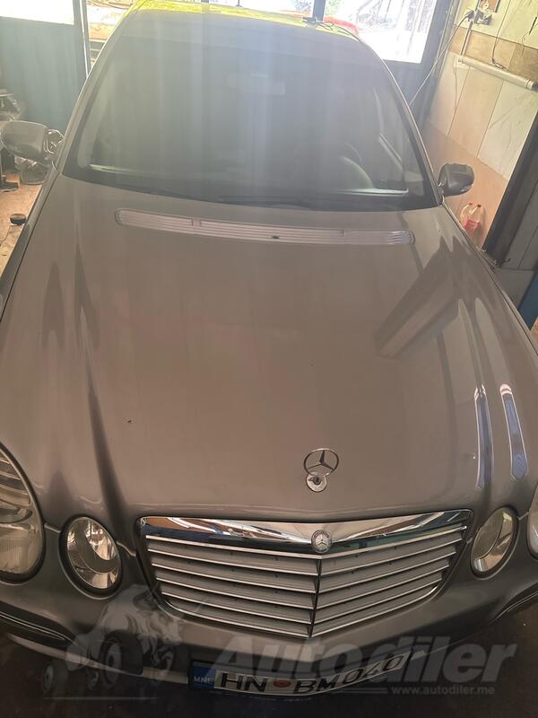 Mercedes Benz - E 220 - 2,2