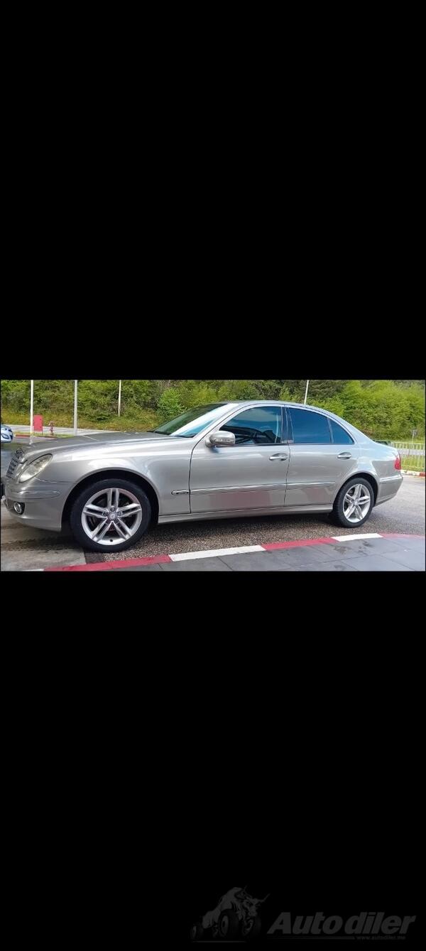 Mercedes Benz - E 220 - 2,2