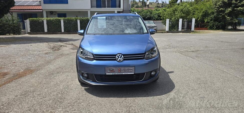 Volkswagen - Touran - 2.0 TDI